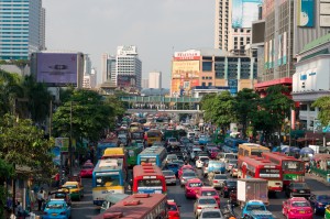 FOTO 2 _ Creative commons - Christian Haugen_Multicolored traffic jam in Bangkok